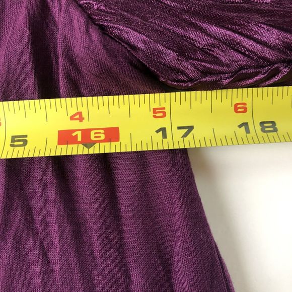 Women's DR 2 Purple Short Puffed Sleeve Pullover Blouse Size Small - Picture 9 of 9